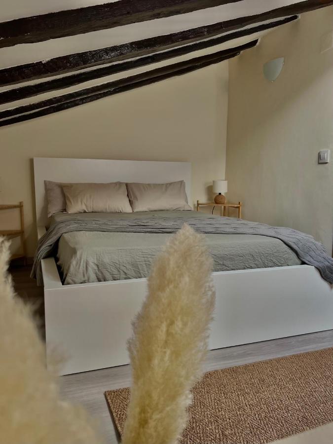 Charming Apartment In The Heart Of Madrid Buitenkant foto